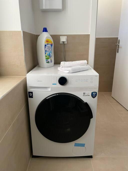 Apartment Lucky Ls09 - Vollausstattung - Zentrum - Grosse Kueche - 2 - Smart-tv Magdeburg